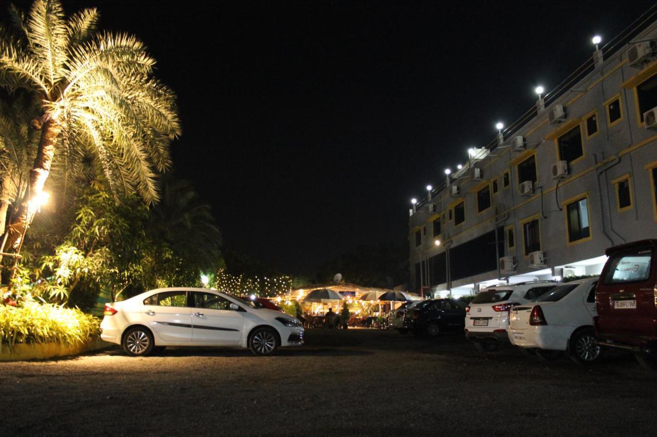 Hotel Silver Resort دامان المظهر الخارجي الصورة