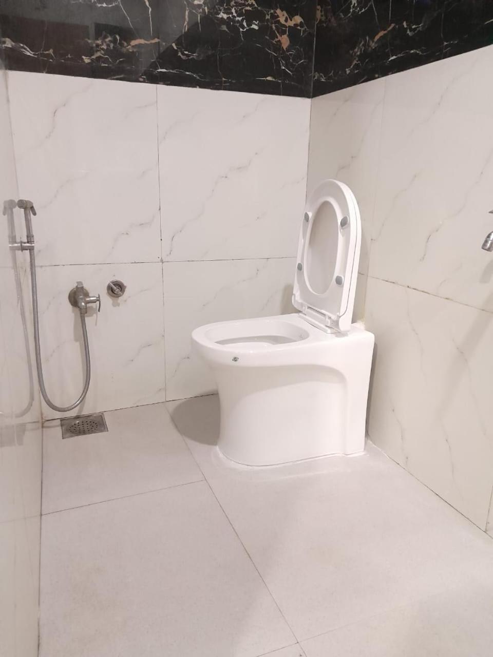 Hotel Silver Resort دامان المظهر الخارجي الصورة