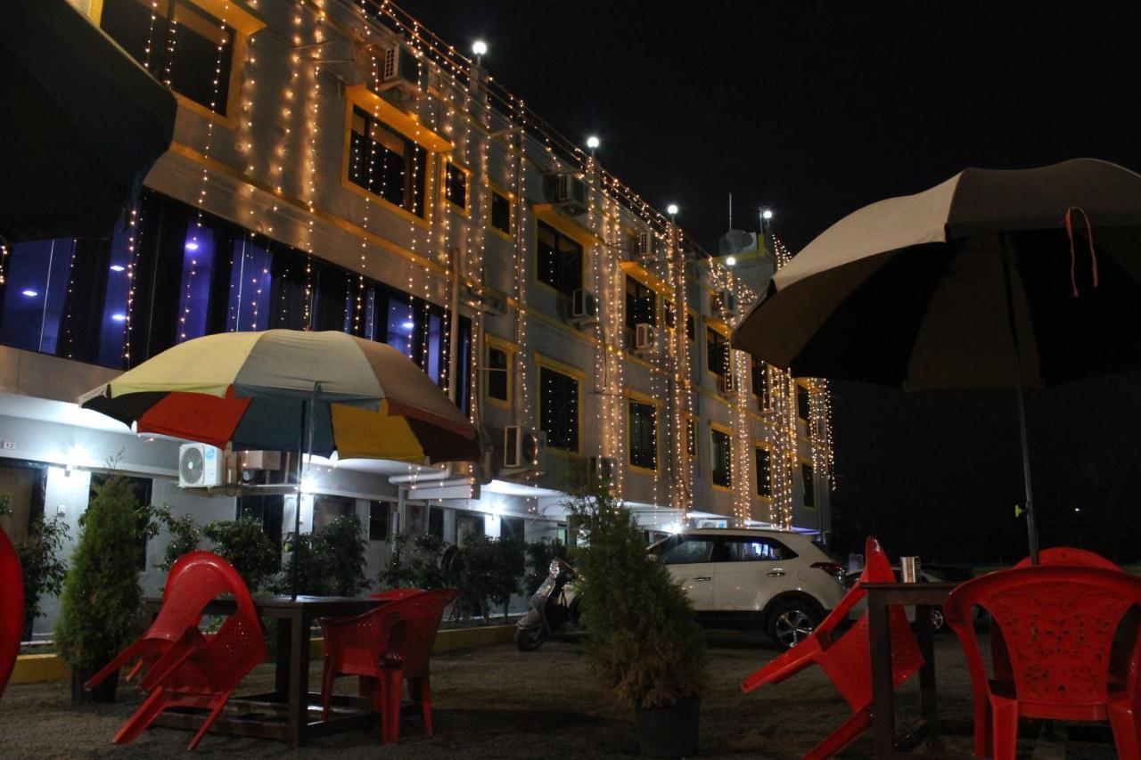 Hotel Silver Resort دامان المظهر الخارجي الصورة